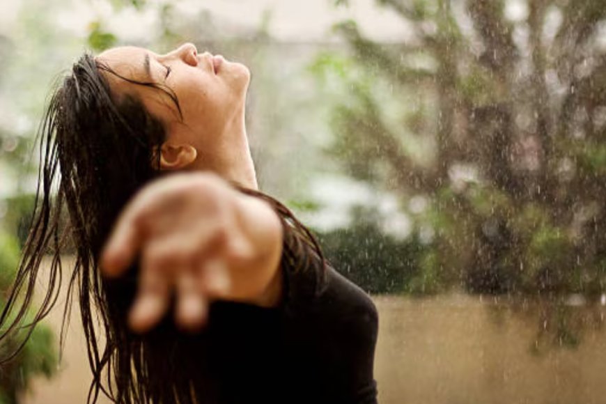 Hair Care Tips : மழைக்கால முடி பராமரிப்பு; பிரபல அழகு துறை நிபுனர் கூறுவது என்ன?
