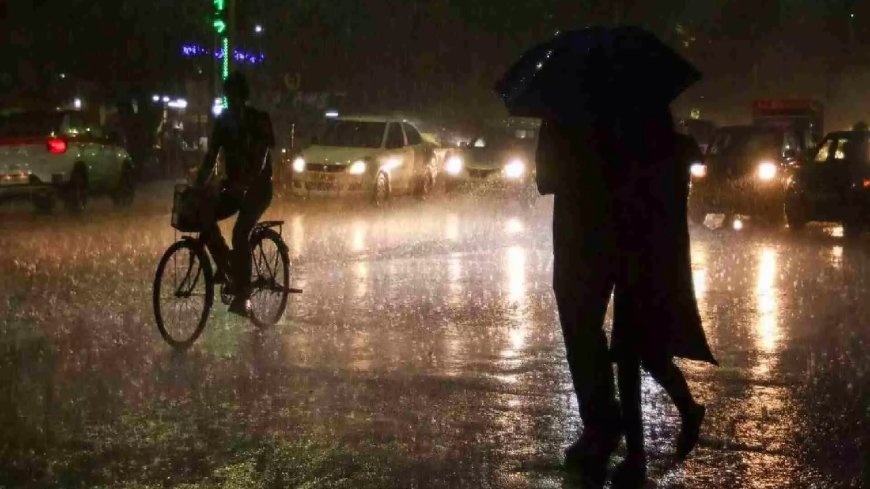 Chennai Rain: சென்னையில் இரவு முழுவதும் வெளுத்து வாங்கிய கனமழை... 10 மாவட்டங்களுக்கு அலர்ட்!