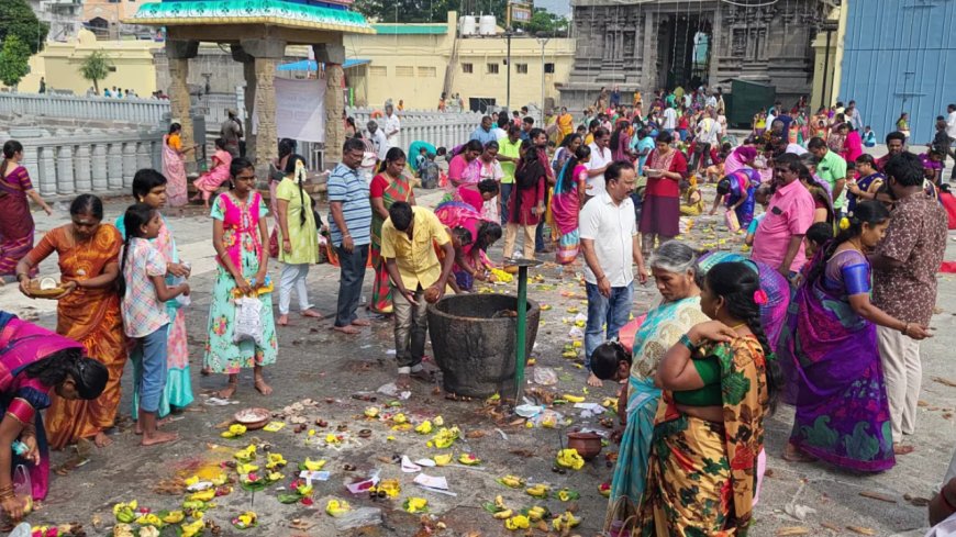 காஞ்சிபுரம் கச்சபேஸ்வரர் திருக்கோயிலில் கடைஞாயிறு விழா கோலாகலம்!